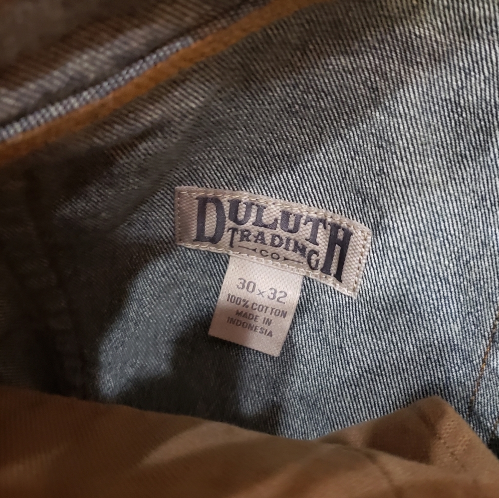 NWT Duluth Trading Co jeans! 30x32 - Picture 5 of 5